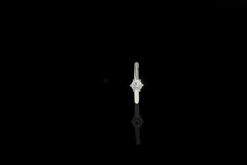 2.2 grams 18 carat White Gold Diamond Solitaire Ring