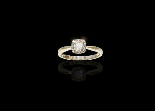 1.9 grams 9 carat White Gold Diamond Halo Ring