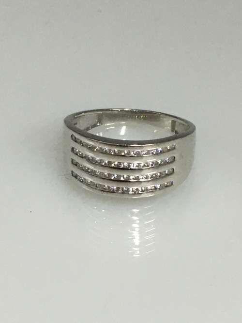 3.7 grams 9 carat White Gold, with Cubic Zirconias