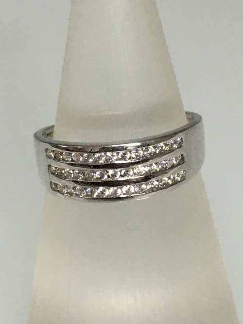 3.6 grams 9 carat White Gold, with Cubic Zirconias