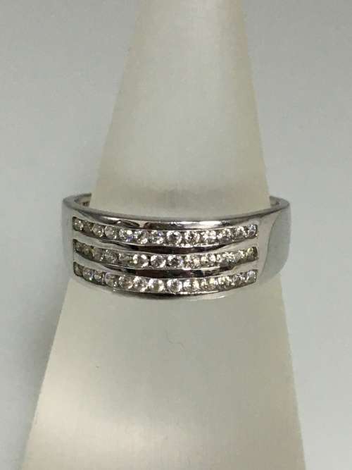 3.6 grams 9 carat White Gold, with Cubic Zirconias