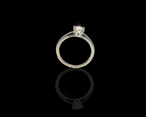 2.5 grams 18 carat White Gold Diamond Solitaire Ring