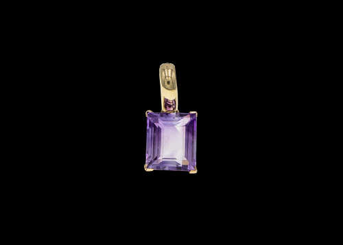 5 grams 9 carat Yellow Gold Semi Precious Stone Pendant