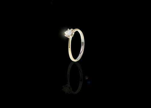 2 grams 18 carat White Gold Diamond Solitaire Ring