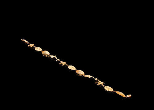 8 grams 14 carat Yellow Gold Seaside Link Bracelet