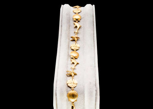 8 grams 14 carat Yellow Gold Seaside Link Bracelet