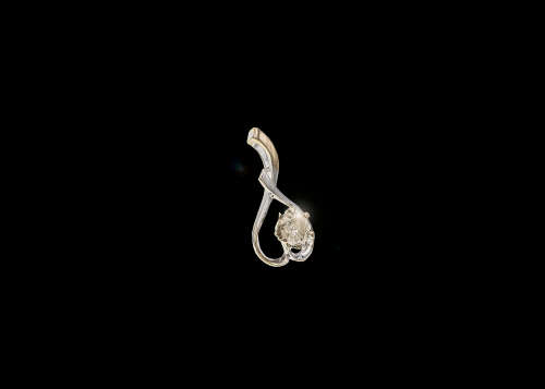 Classy White Gold Diamond Pendant