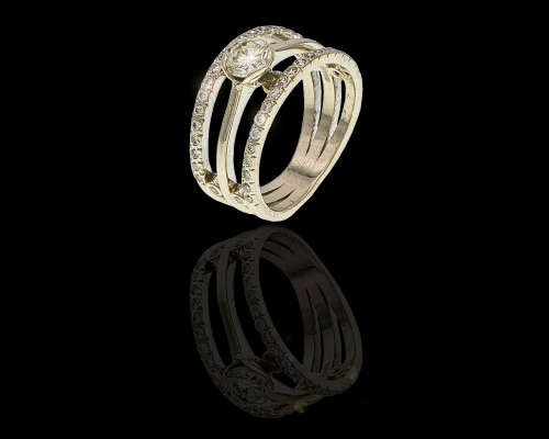 Incredible White Gold Diamond Engagement Ring Set