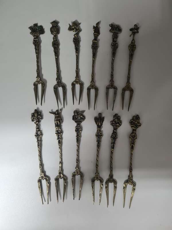 Belini vintage italian cutlery set