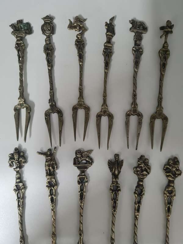 Belini vintage italian cutlery set