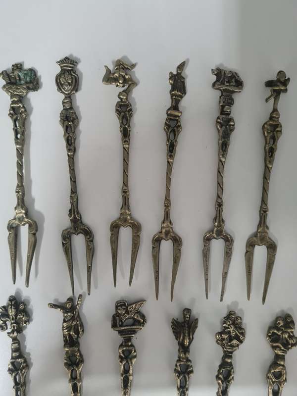 Belini vintage italian cutlery set