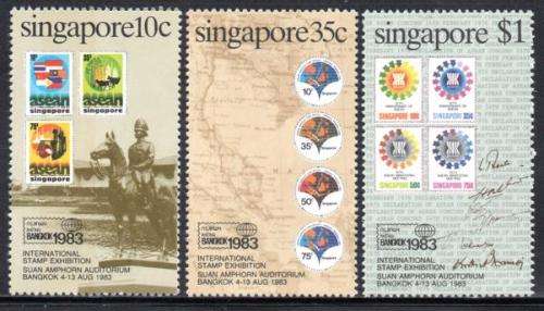 Singapore - 1983 Bangkok Stamp Exhibition Set MNH SG 454-456