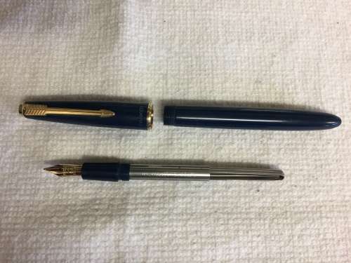 Parker Slimfold Fountain Pen  14ct Gold Nib