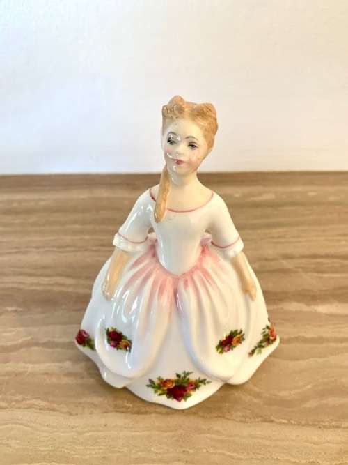 Antique Royal Doulton Old Country Roses