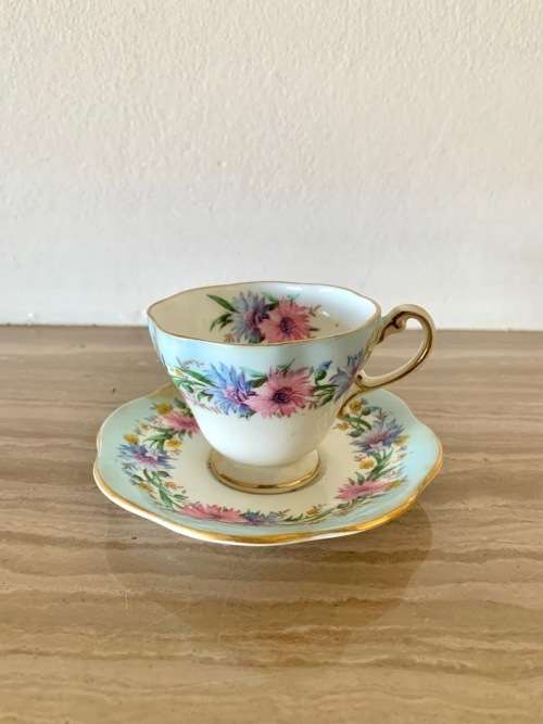 Foley Cornflower tea cup and saucer set