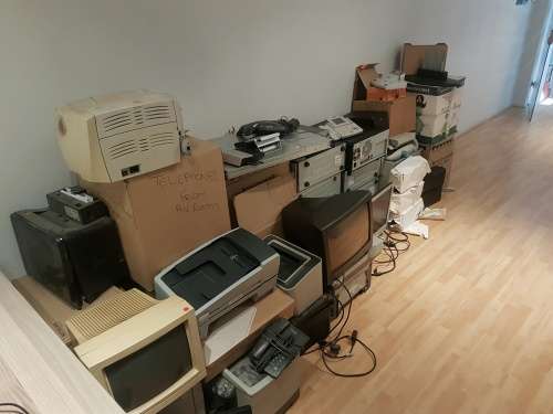 Bulk lot old office computer and equipment Crazy R1 auction