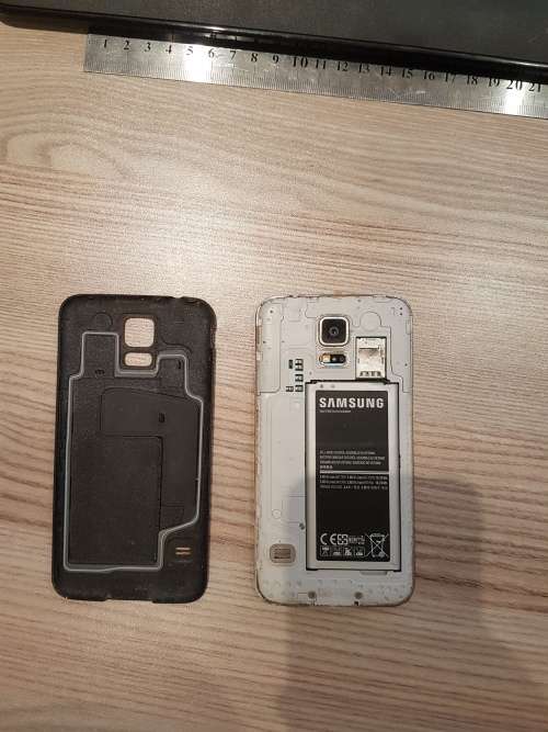 Samsung S5 16GB Black R1 No Reserve