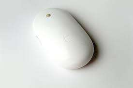 MacBook Pro "Core i5" 2.5 13" With White Apple Wireless Mouse @R1 No Reserve!!