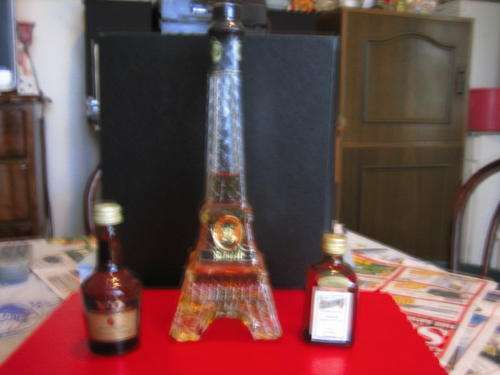 Unopened.V O/brandy.Cointreau/france,with Eiffle Tower/Richelieu in middle...