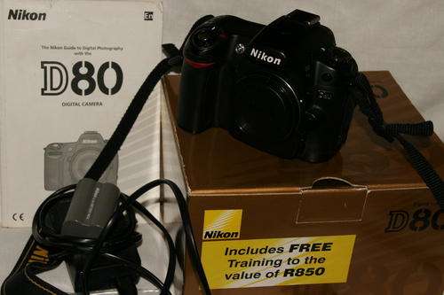 Nikon D80 ***Great Condition with box and Manual***