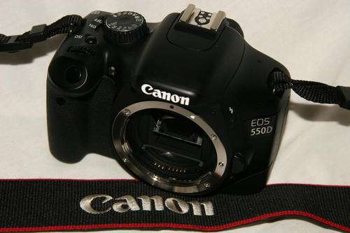 Canon EOS 550D !!!