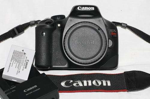 Canon EOS Rebel T2i / 550D