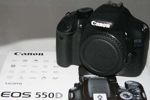 Canon EOS 550D with Canon 18-55mm f/3.5-5.6 IS