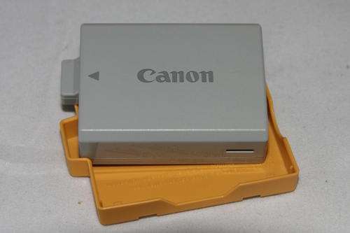 Canon LP-E5 Battery for 1000D / 450D / 500D ***Genuine Canon***