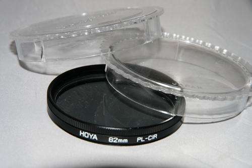 HOYA 62mm Polarizing Filter