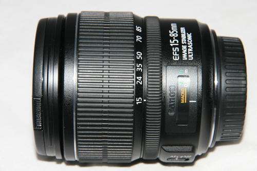 Canon EF-S 15-85mm f/3.5-5.6 IS USM