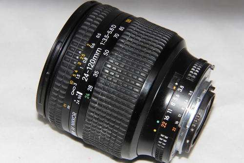 Nikon AF 24-120mm f/3.5-5.6 D
