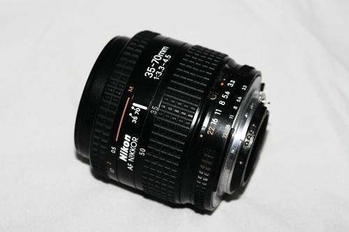 Nikon AF 35-70mm f/3.3-4.5