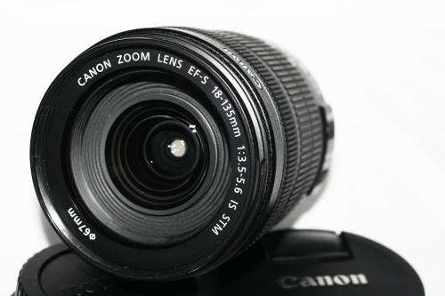 Canon EF-S 18-135mm f/3.5-5.6 IS STM