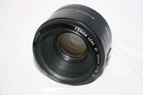 Canon EF 50mm f/1.8 ii
