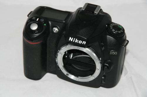 Nikon D50 ***for spares or repair***