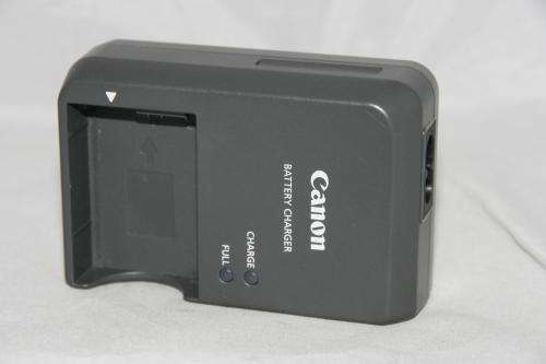 Canon genuine CB-2LZE Battery Charger CB-2LZE Battery Charger for Canon NB-7L NB7L PowerShot G11 G10