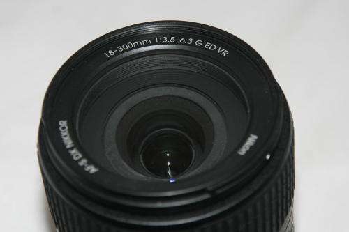 Nikon AF-S 18-300mm f/3.5-6.3 G ED DX VR