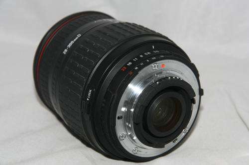 Sigma 28-300mm f/3.5-6.3 D Aspherical IF Hyperzoom for Nikon