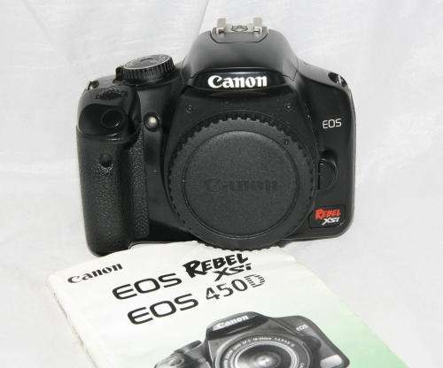 Canon EOS 450D / Rebel XSi ***less than 25000 pictures taken***
