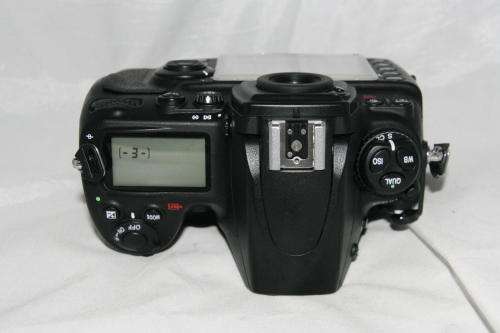 Nikon D700 FULL FRAME ***less than 25000 photos taken with the camera****