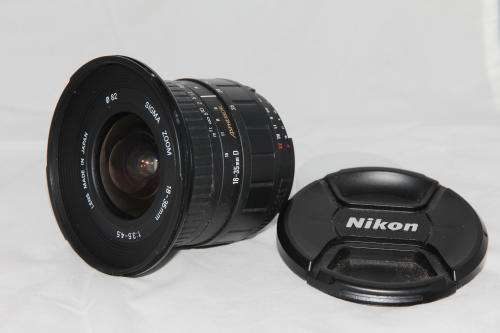 Sigma 18-35mm f/3.5-4.5 D  (FX)  budget Full Frame Nikon Lens