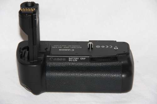 Canon BG-E2 genuine Canon Battery Grip for Canon 20D 30D 40D 50D