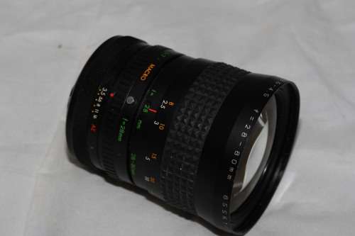 Makinon MC 28-80mm f/3.5-4.5 manual focus lens for Konica camera