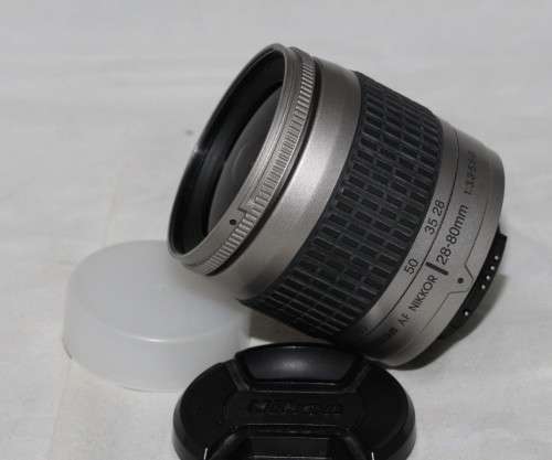 Nikon AF 28-80mm f/3.3-5.6 G