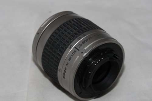 Nikon AF 28-80mm f/3.3-5.6 G
