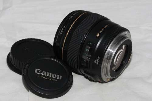 Canon EF 85mm f/1.8 USM ***Please read description***