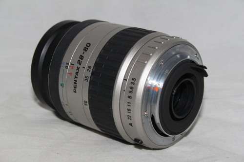 Pentax FA 28-80mm f/3.5-5.6 SMC
