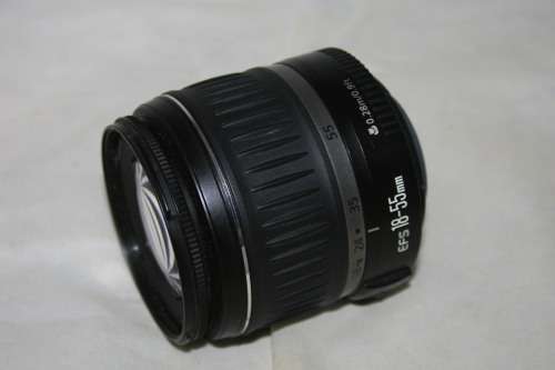 Canon EF-S 18-55mm ii