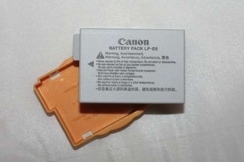 Canon LP-E8 Battery for Canon  550D / 600D / 650D / 700D