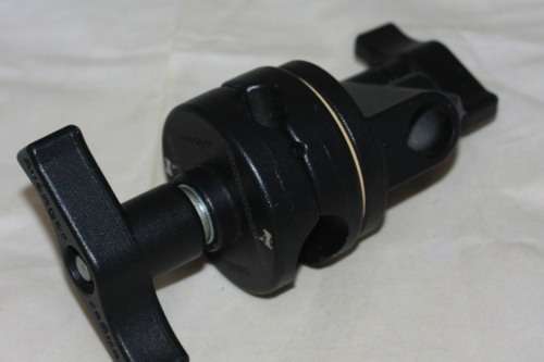 Avenger Grip Head with `T` Top and Socket for Light Stand C-stand Accessory